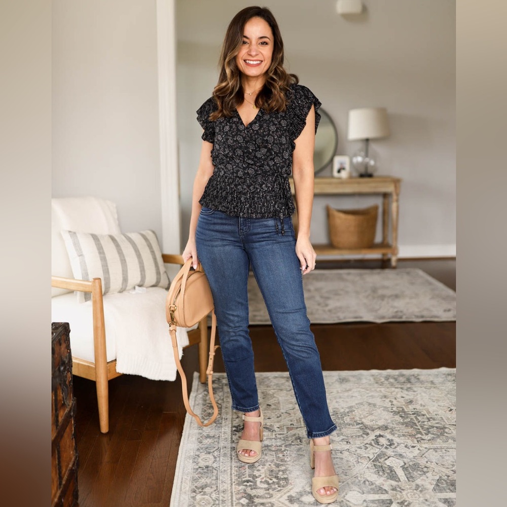 Madewell | Flutter Sleeve Wrap Top in Floral
